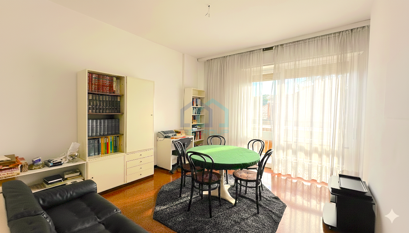 Appartamento con terrazzi in via san francesco d'assisi 4a, Savona