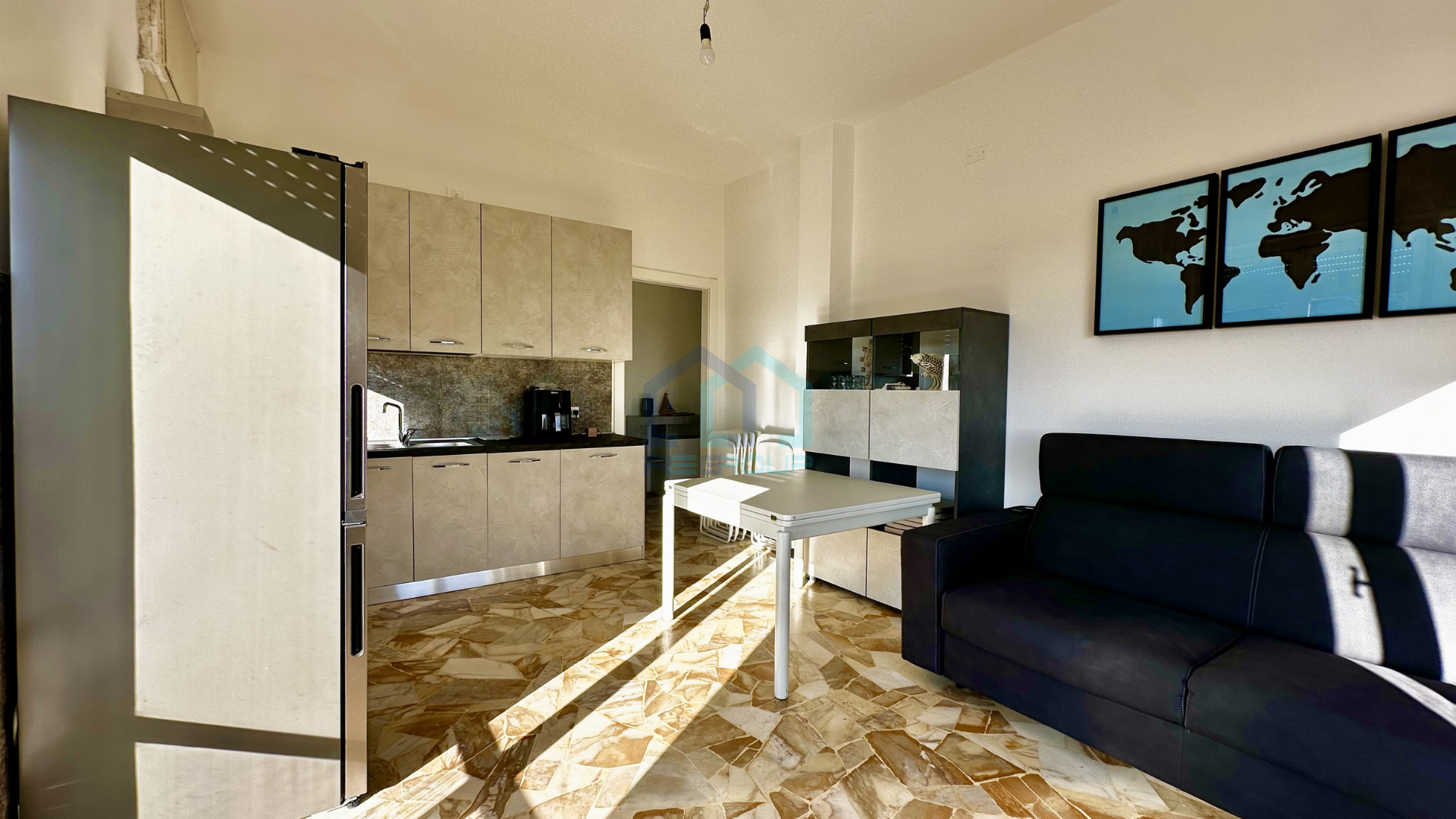 Bilocale vista mare in via alla torre 36, Spotorno