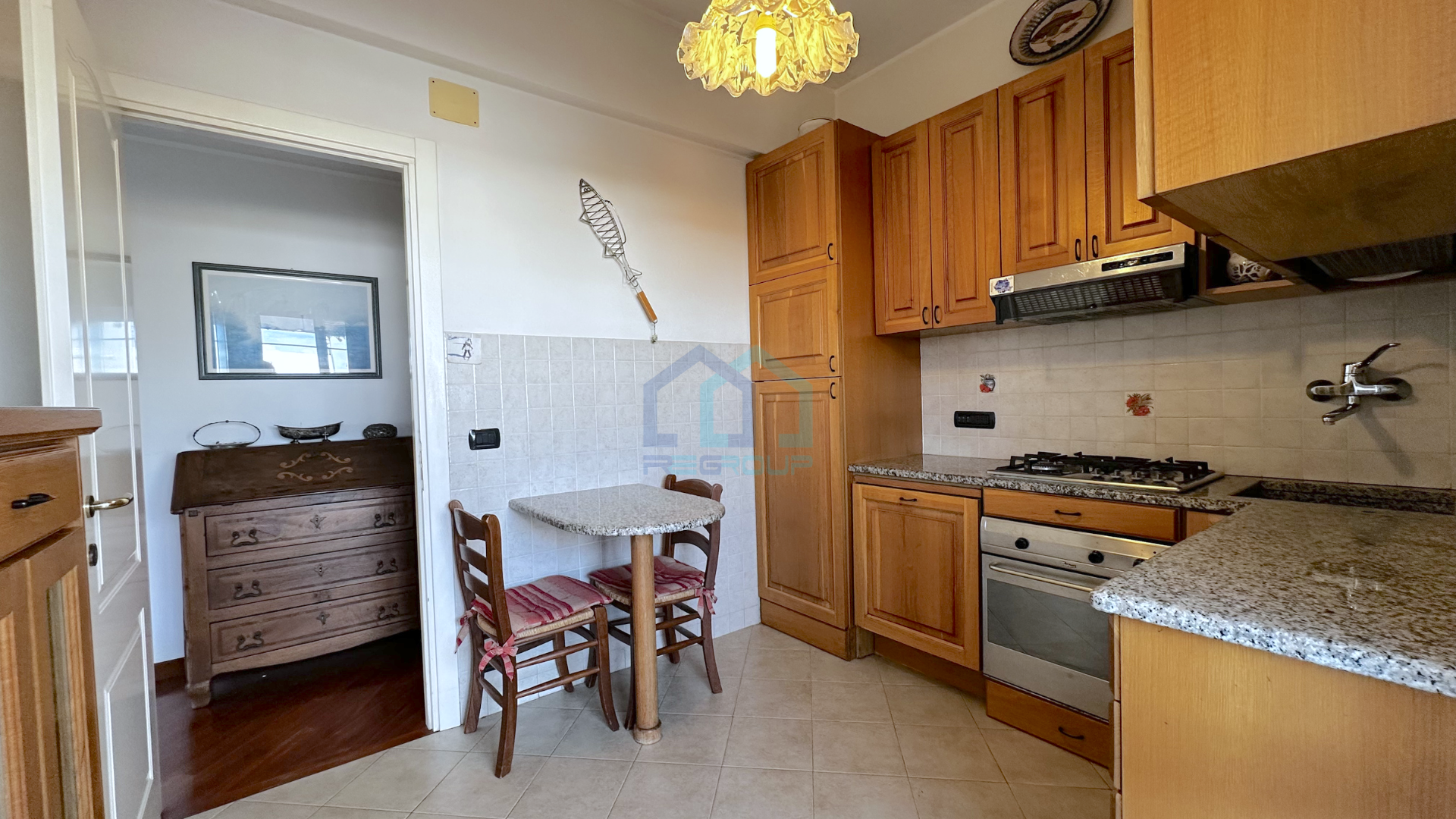 Appartamento con terrazzo in piazzale piemonte 9, Albissola Marina