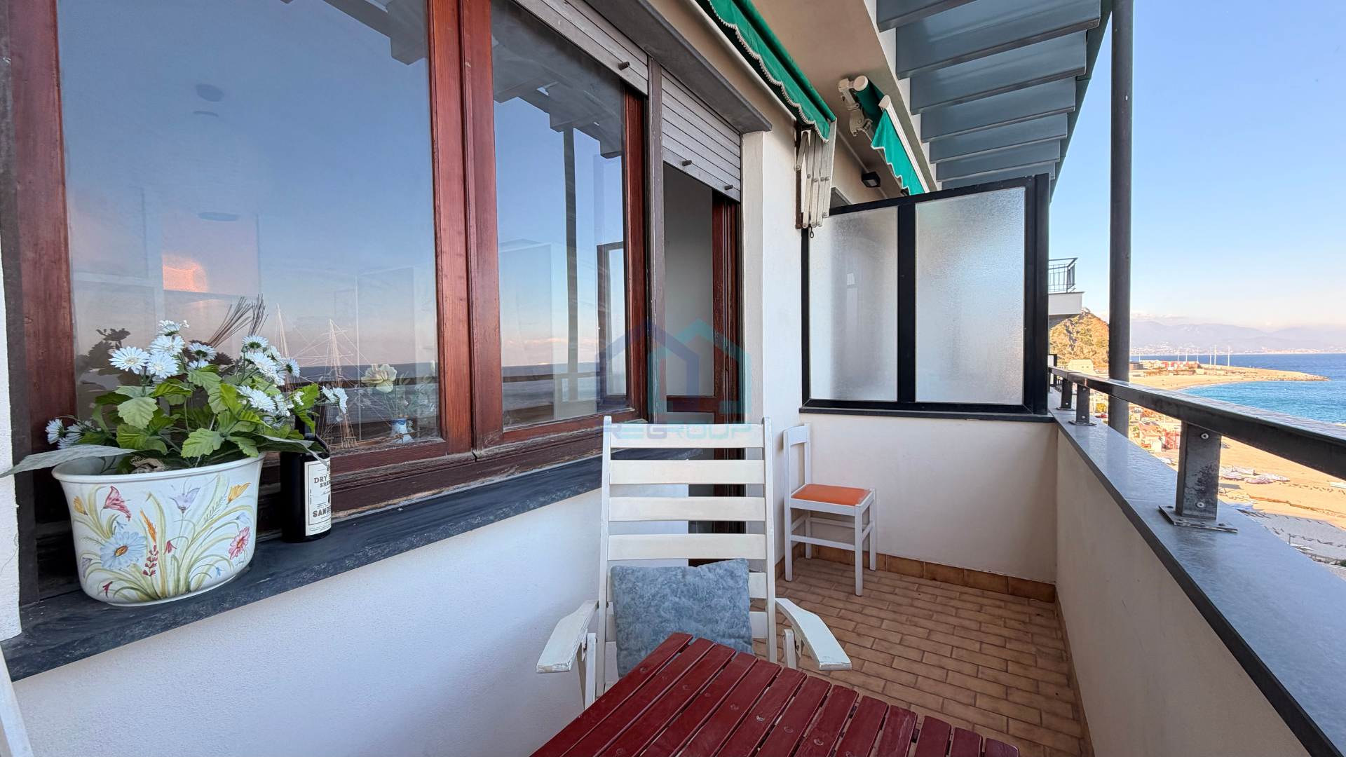 Bilocale con terrazzo in via aurelia 10, Bergeggi