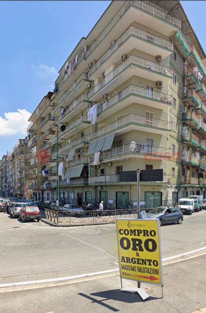 Negozio in vendita a Napoli