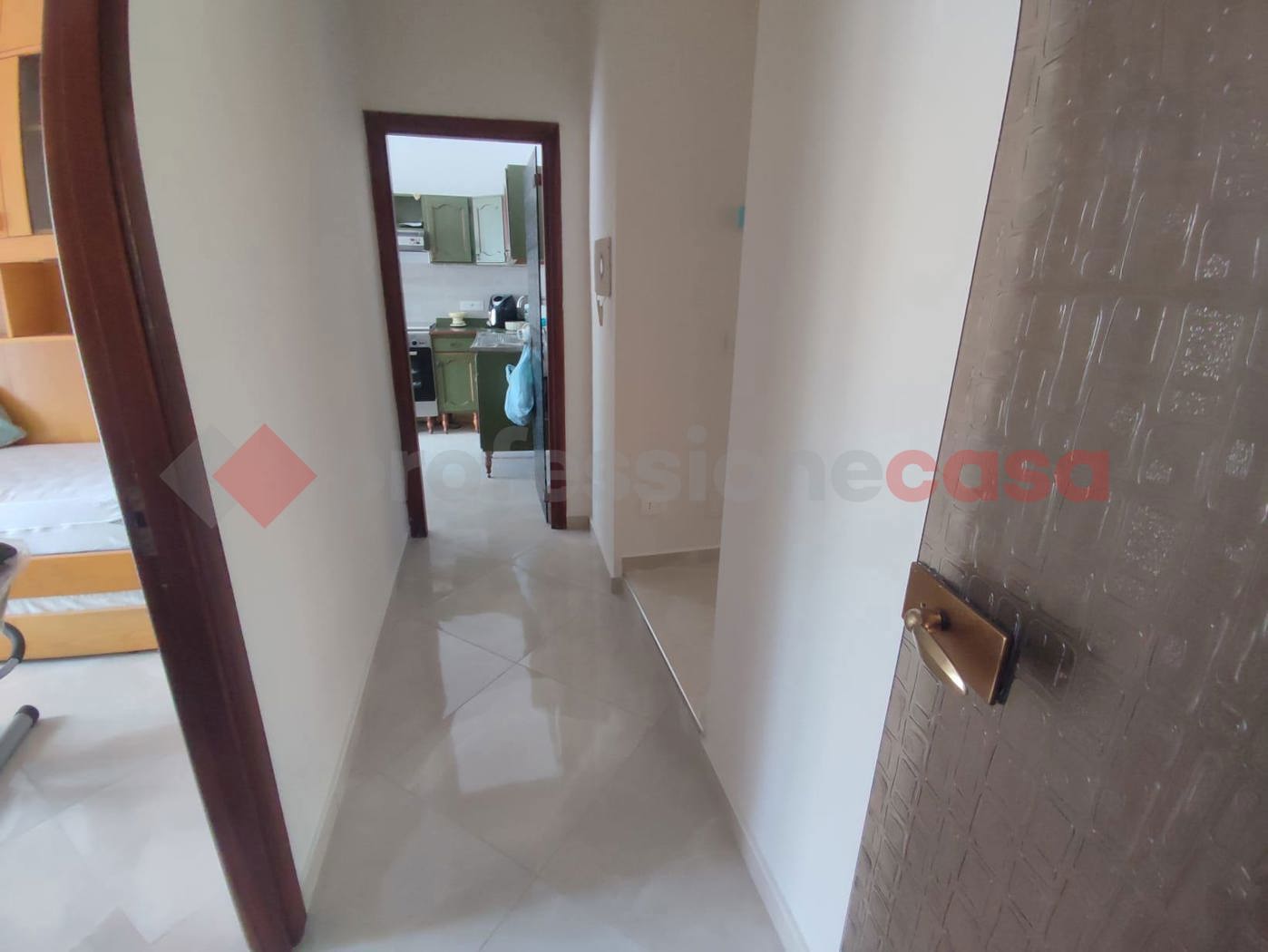 Trilocale arredato in affitto a Napoli