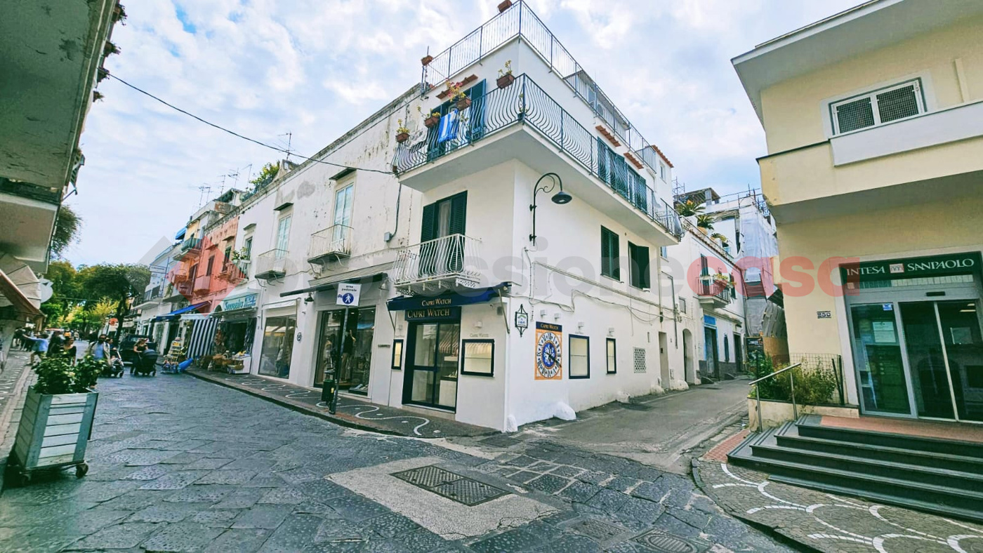 Appartamento in vendita a Ischia