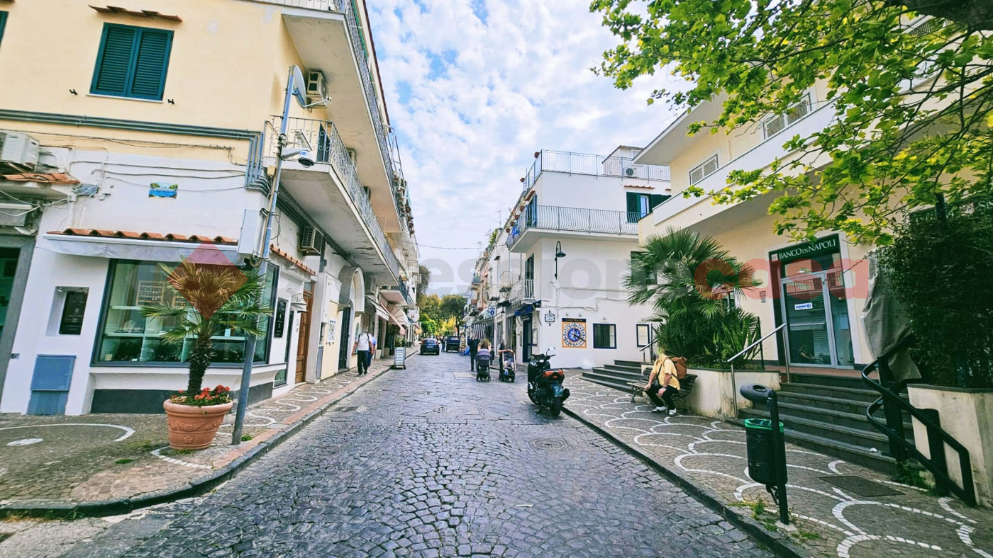 Appartamento in vendita a Ischia