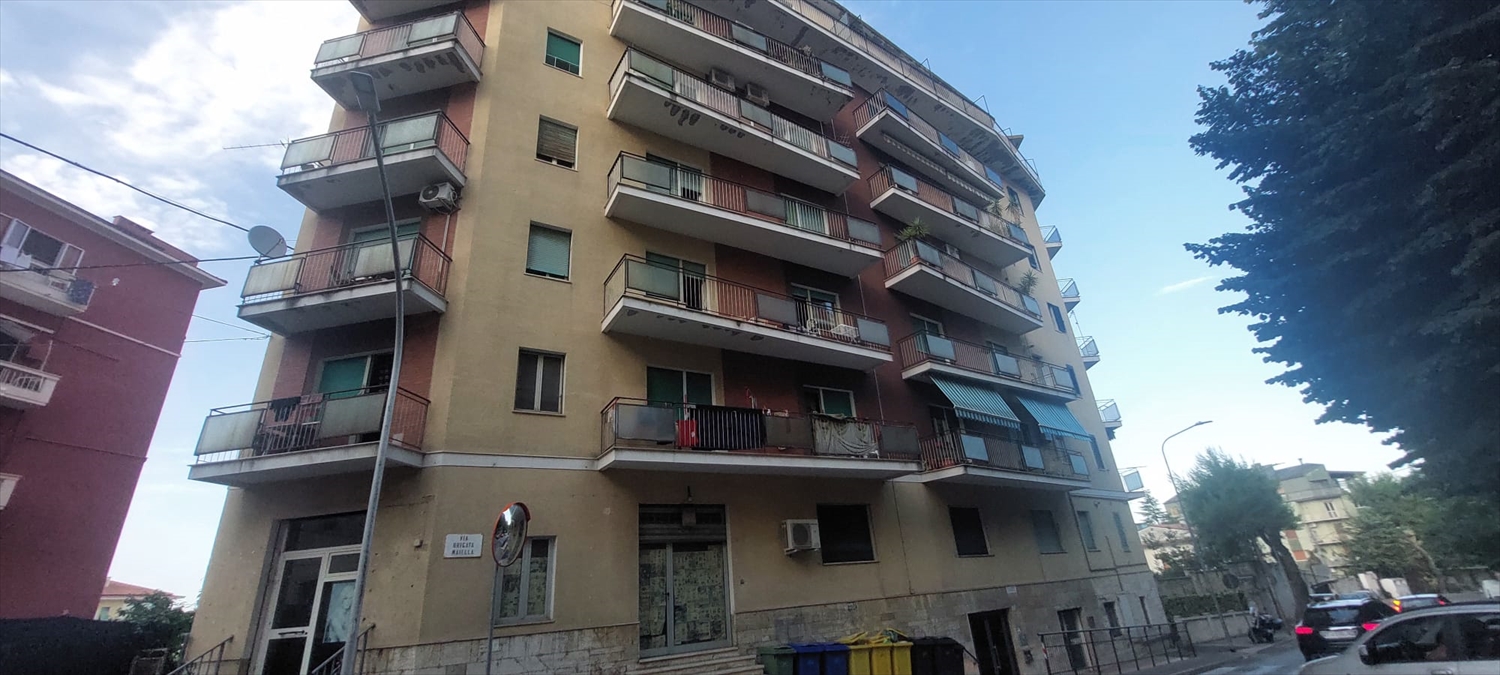 Appartamento con box in via brigata maiella 5, Chieti