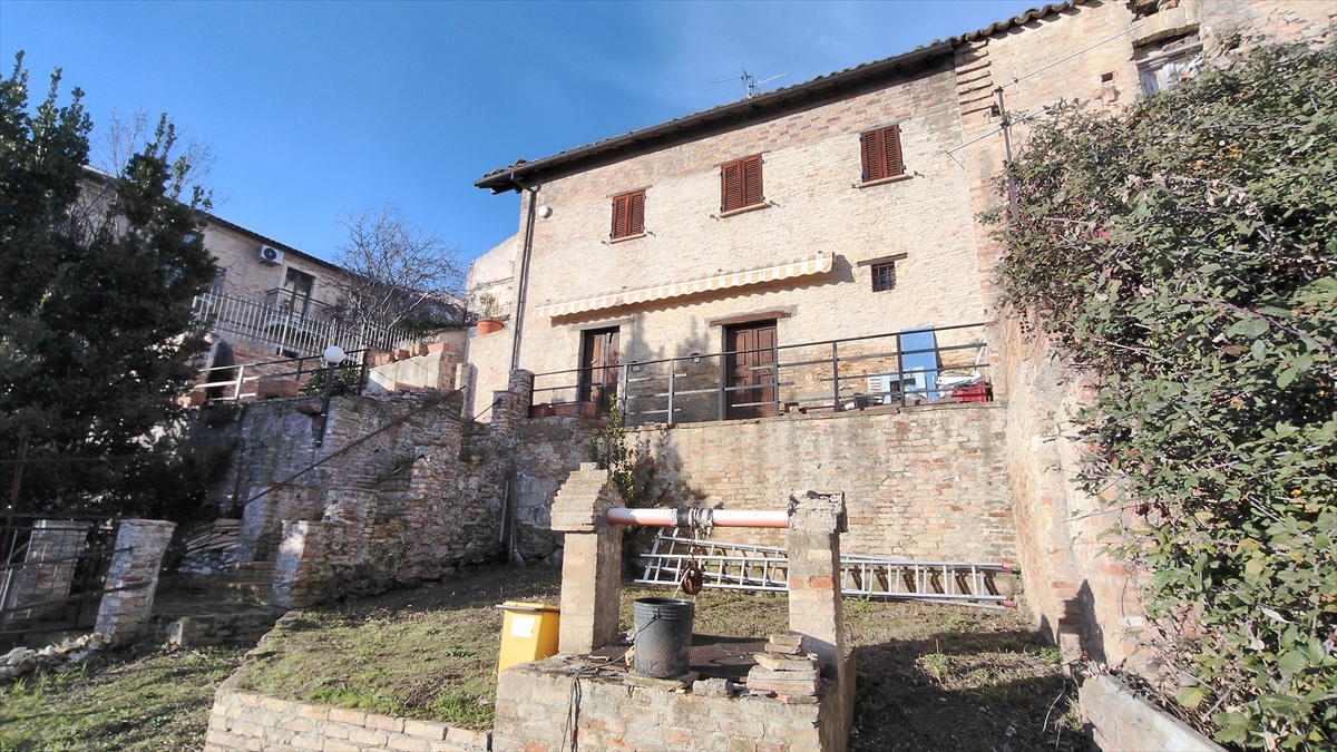 Casa indipendente con giardino in via orientale 68, Bucchianico