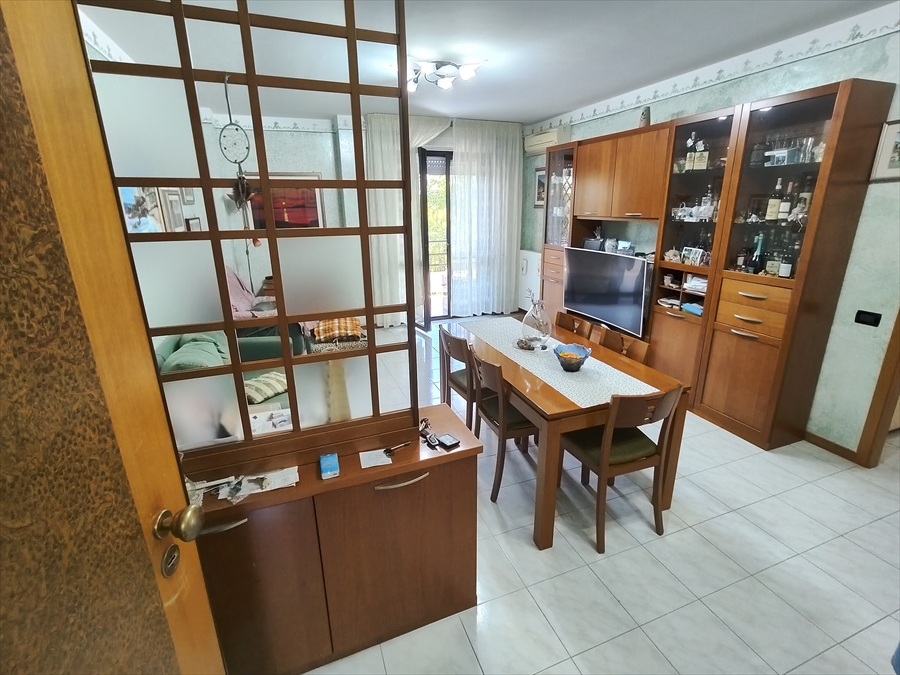 Quadrilocale con box in via verdi 93, Chieti