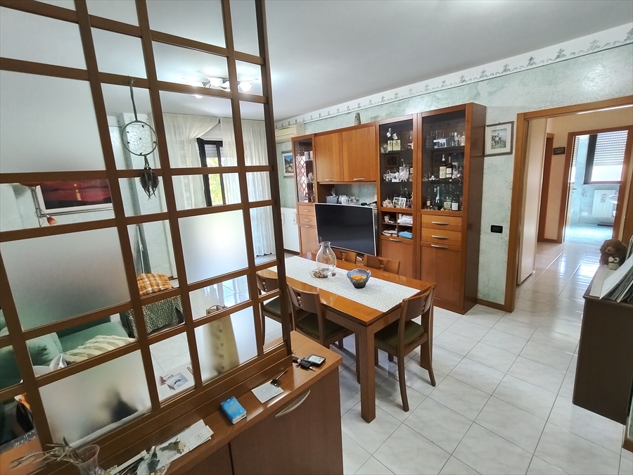 Quadrilocale con box in via verdi 93, Chieti
