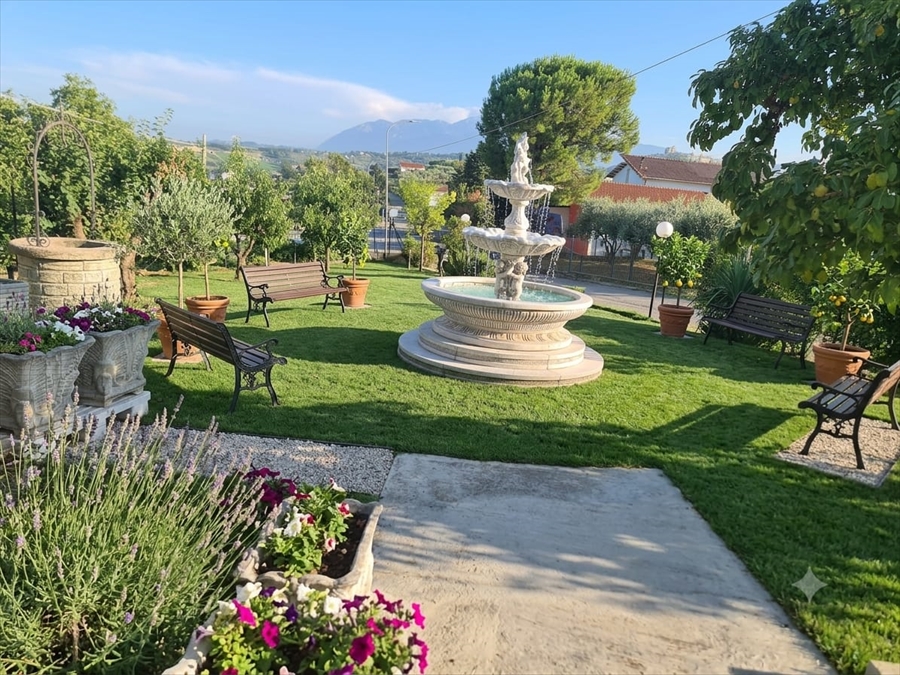 Villa con giardino in contrada pantanella, Bucchianico
