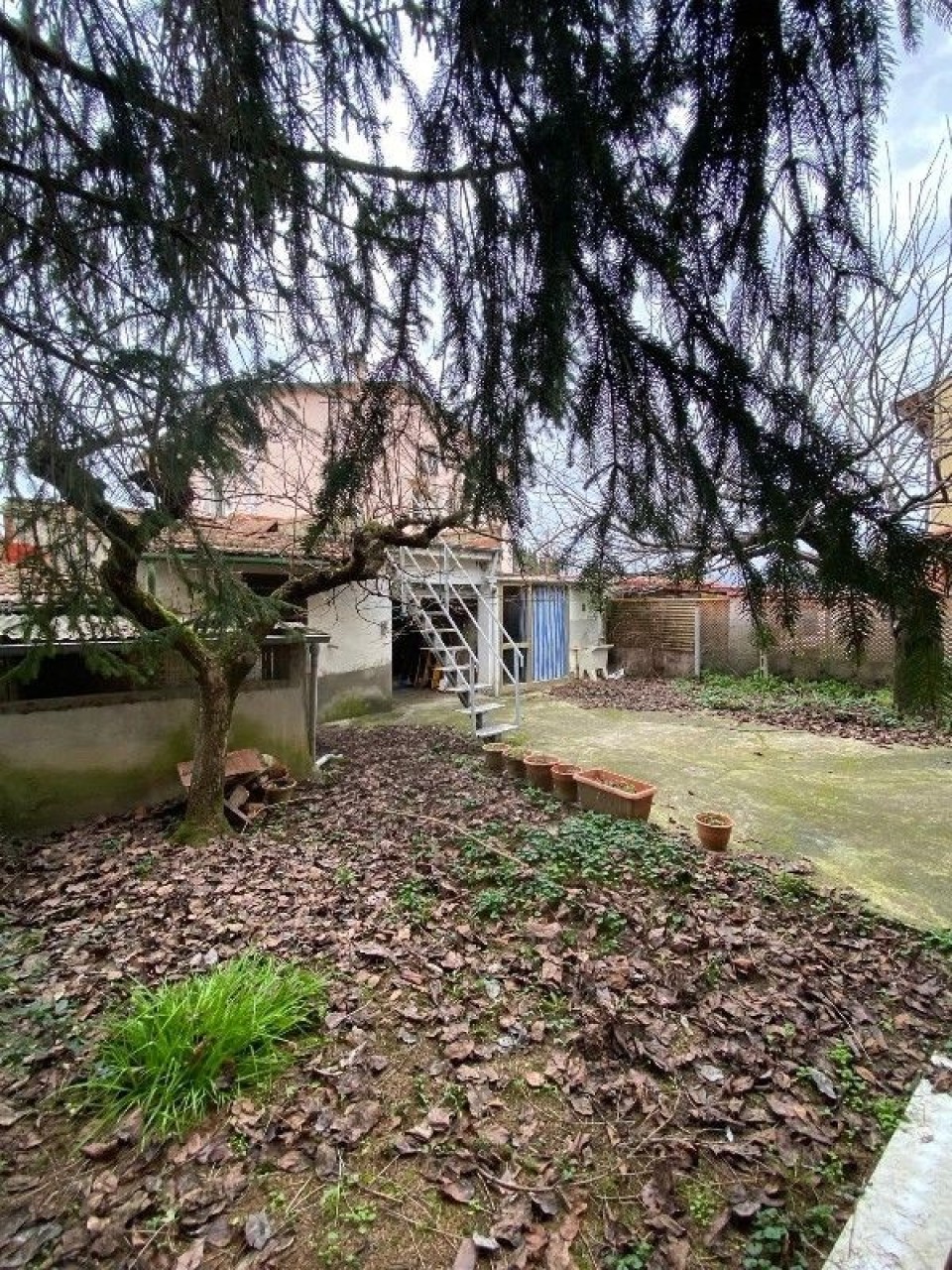 Casa indipendente con giardino a Empoli
