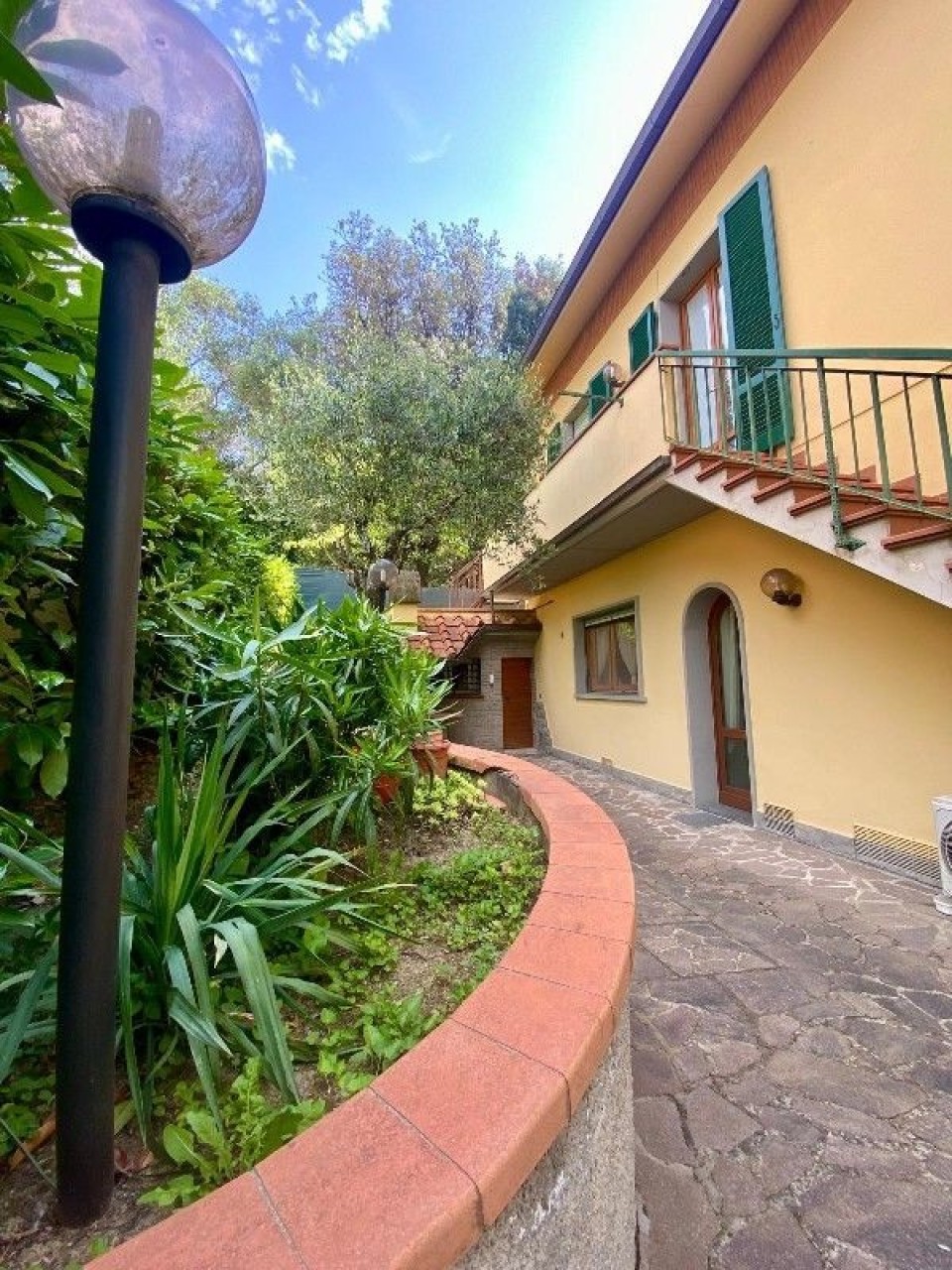 Villa con giardino a Vinci