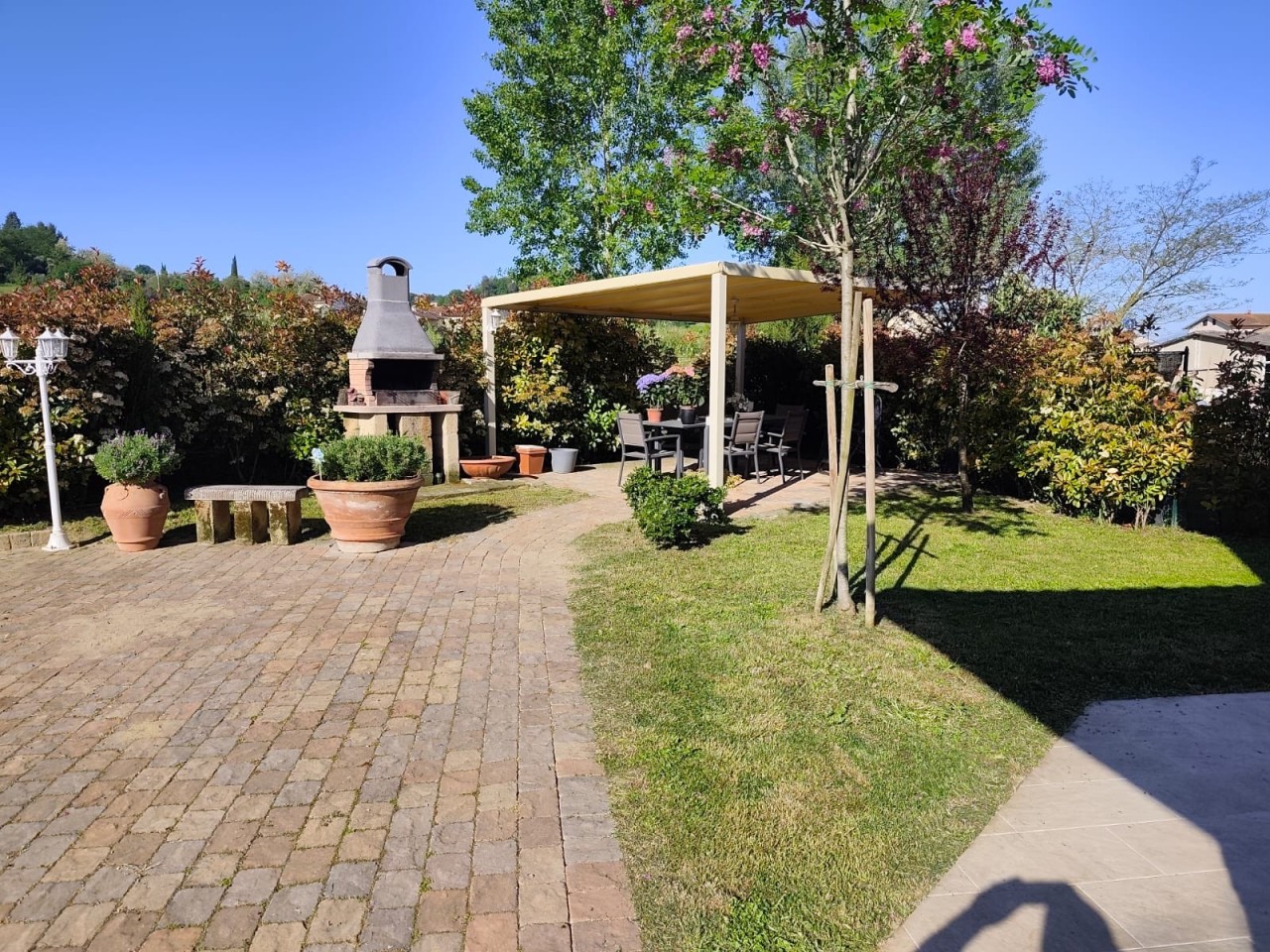 Villa con giardino a San Miniato