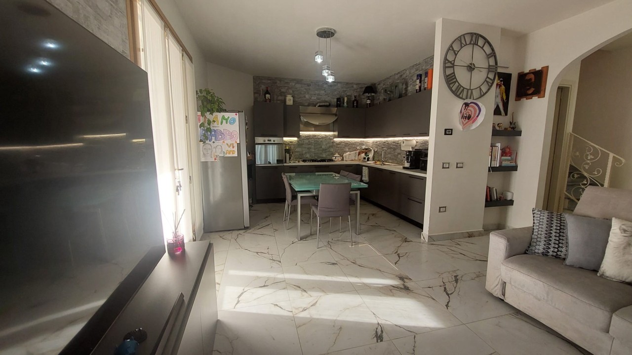 Villa con giardino a San Miniato