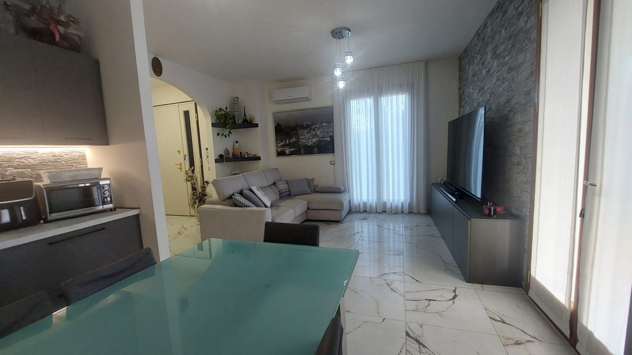 Villa con giardino a San Miniato