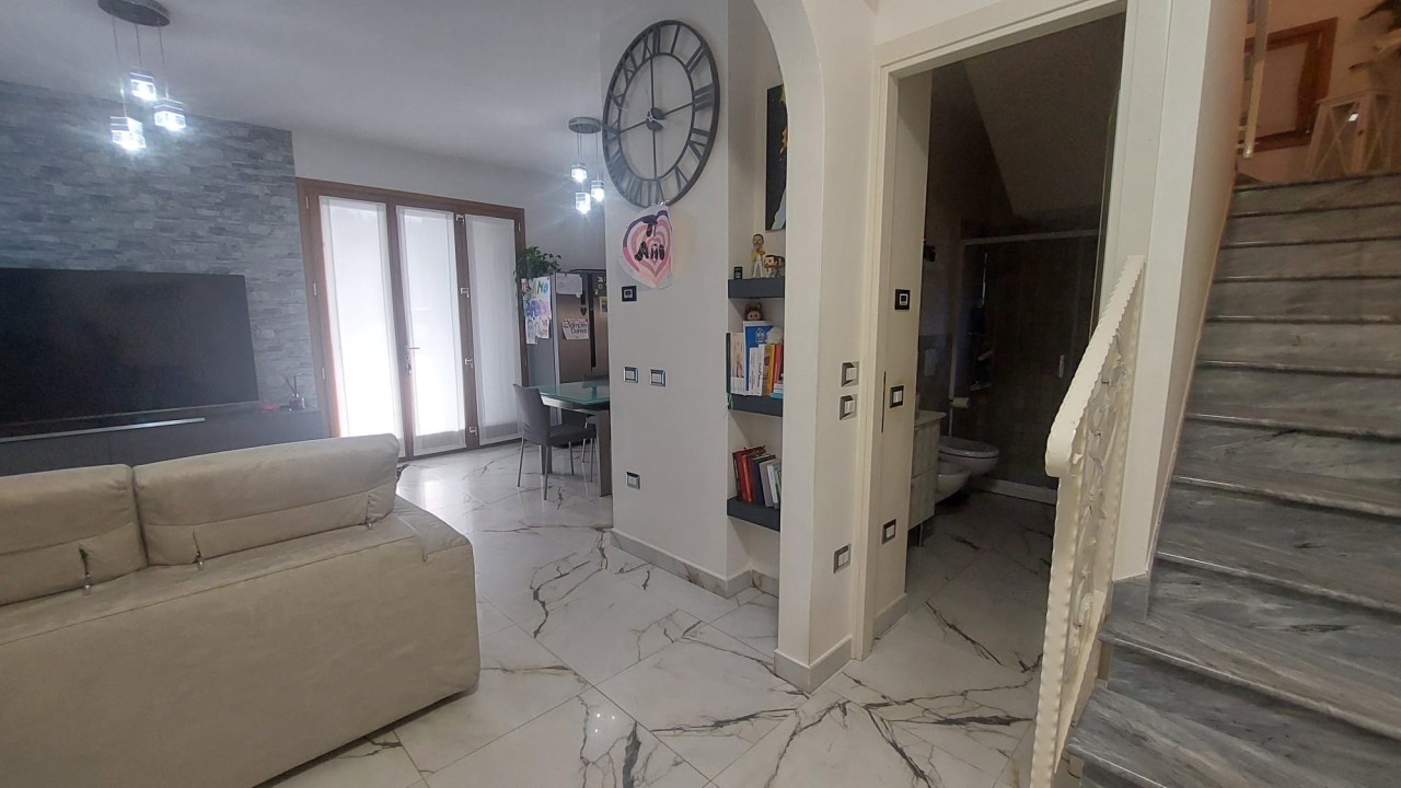 Villa con giardino a San Miniato