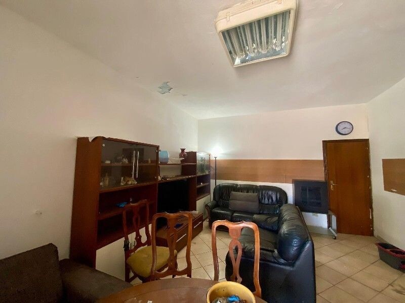 Casa indipendente con giardino a Empoli