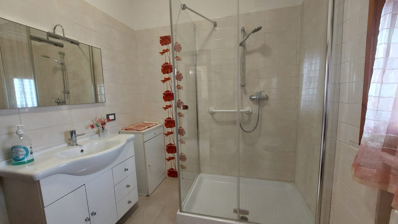 Trilocale con terrazzo a Empoli