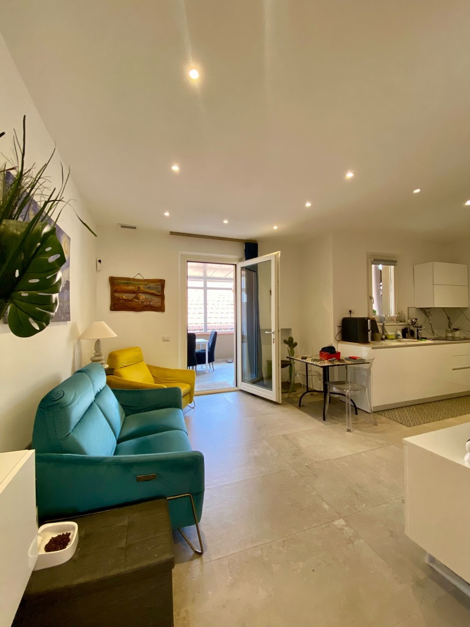 Trilocale con terrazzo a Empoli