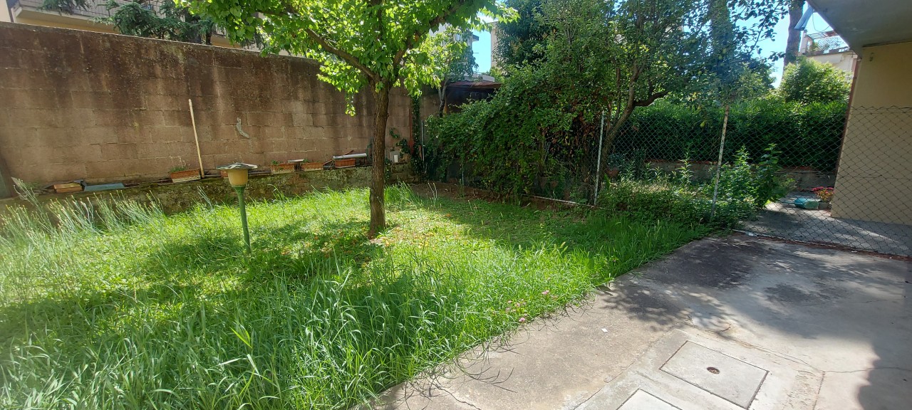 Casa indipendente con giardino a Empoli