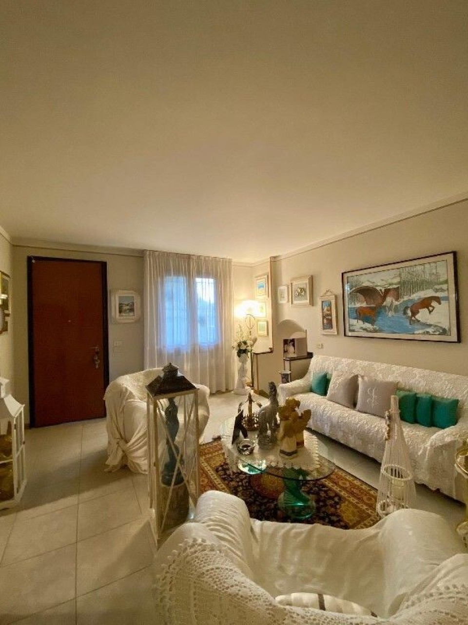 Casa indipendente con terrazzo a Empoli