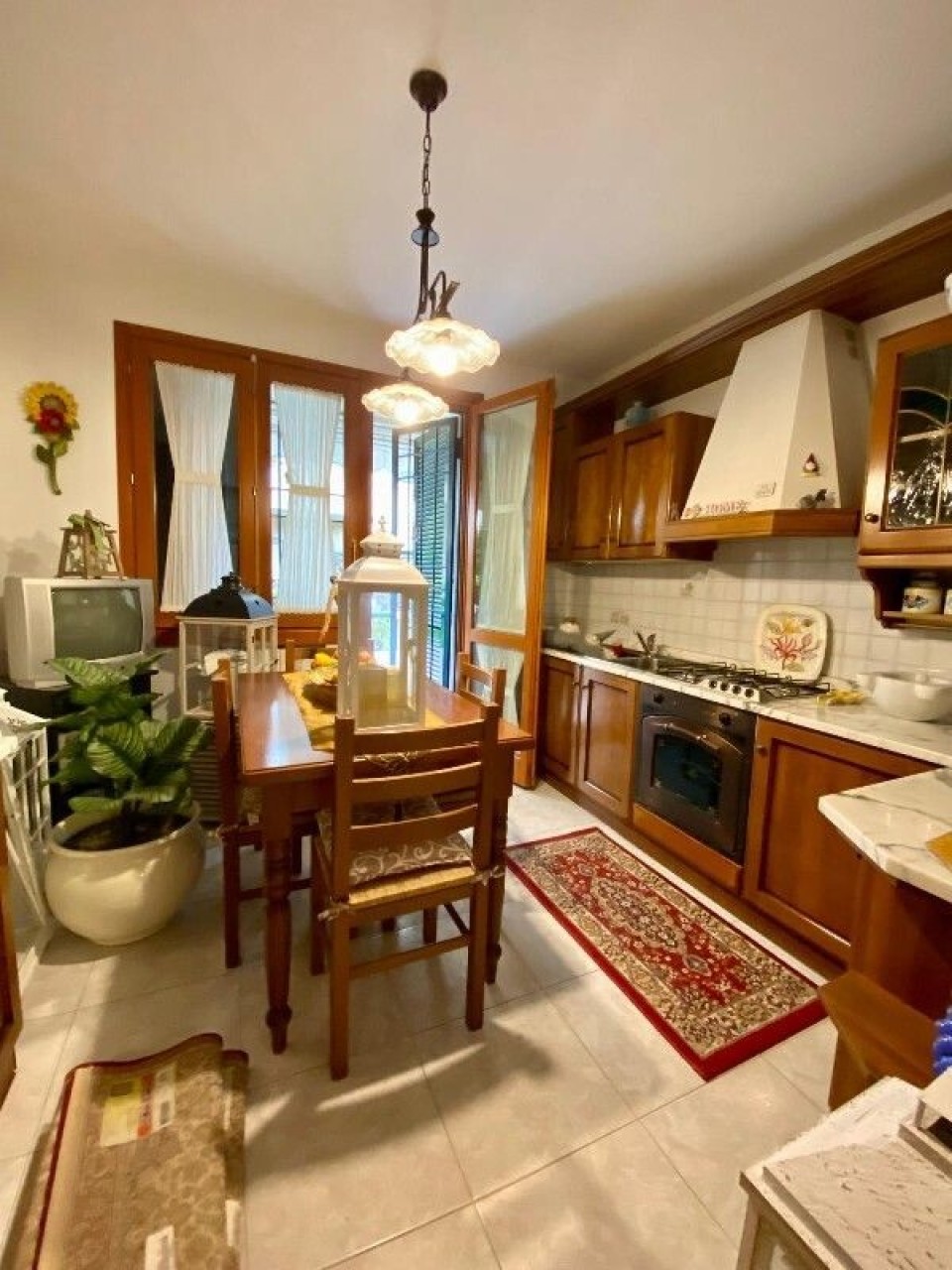 Casa indipendente con terrazzo a Empoli