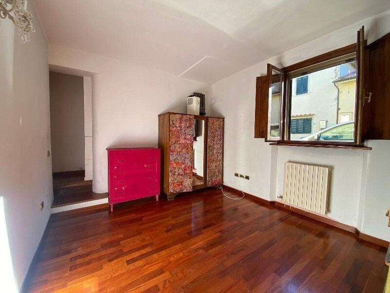 Casa indipendente con giardino a Empoli