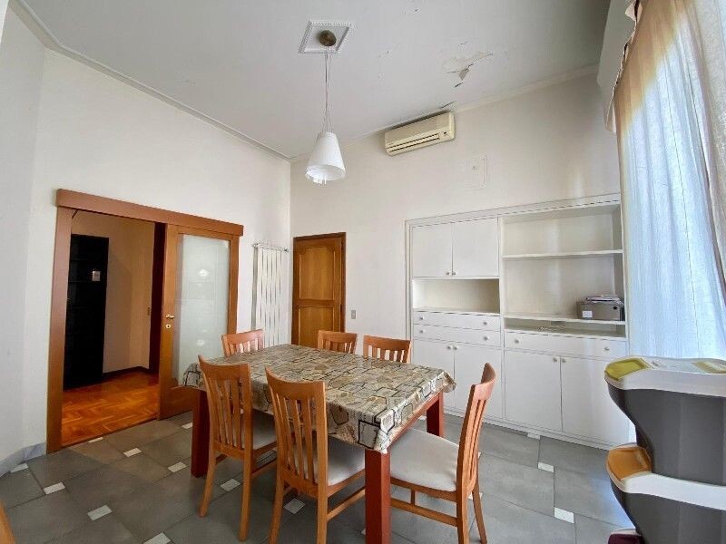 Casa indipendente con terrazzo a Empoli