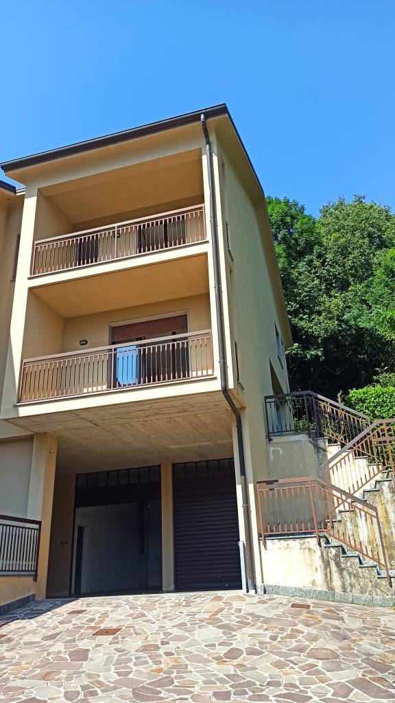 Villa in affitto, Lecco olate