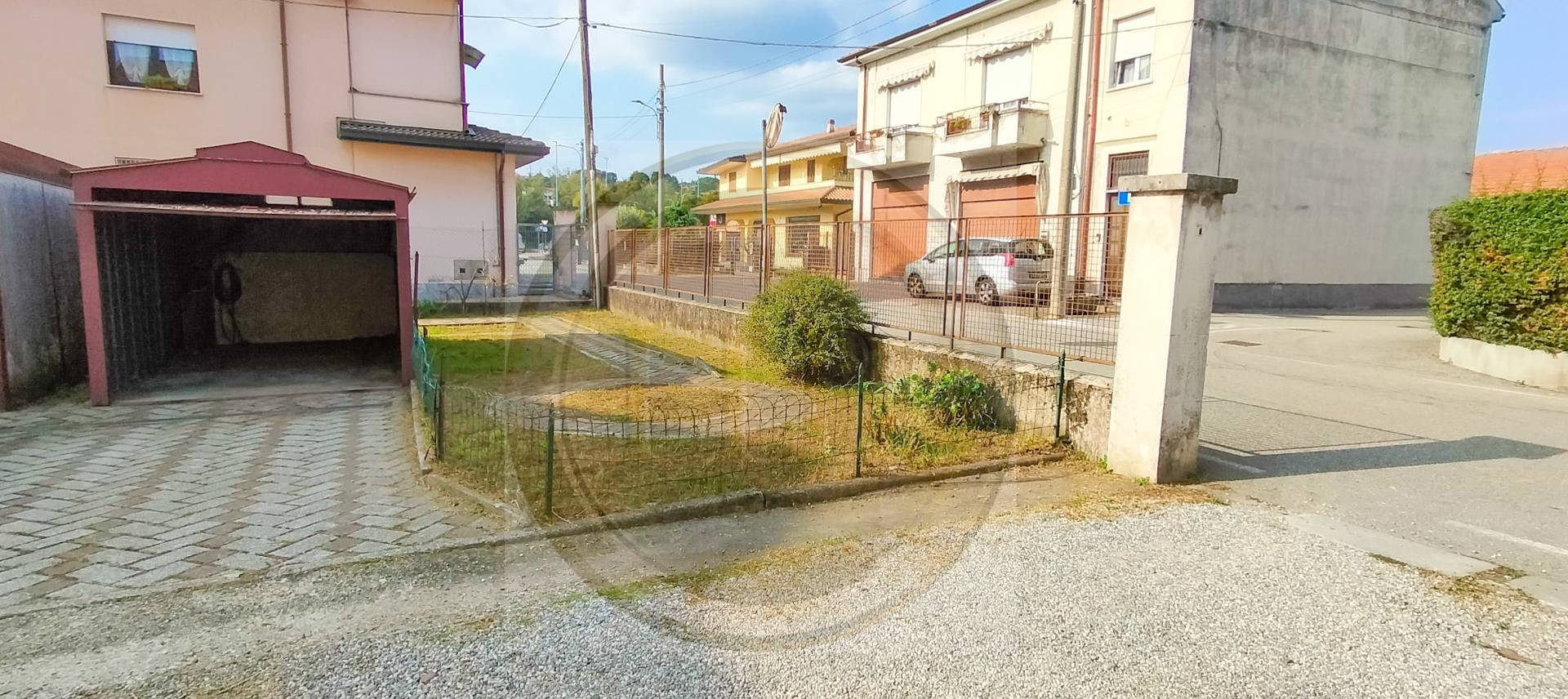 Villetta Bifamigliare in vendita a Cavaria con Premezzo