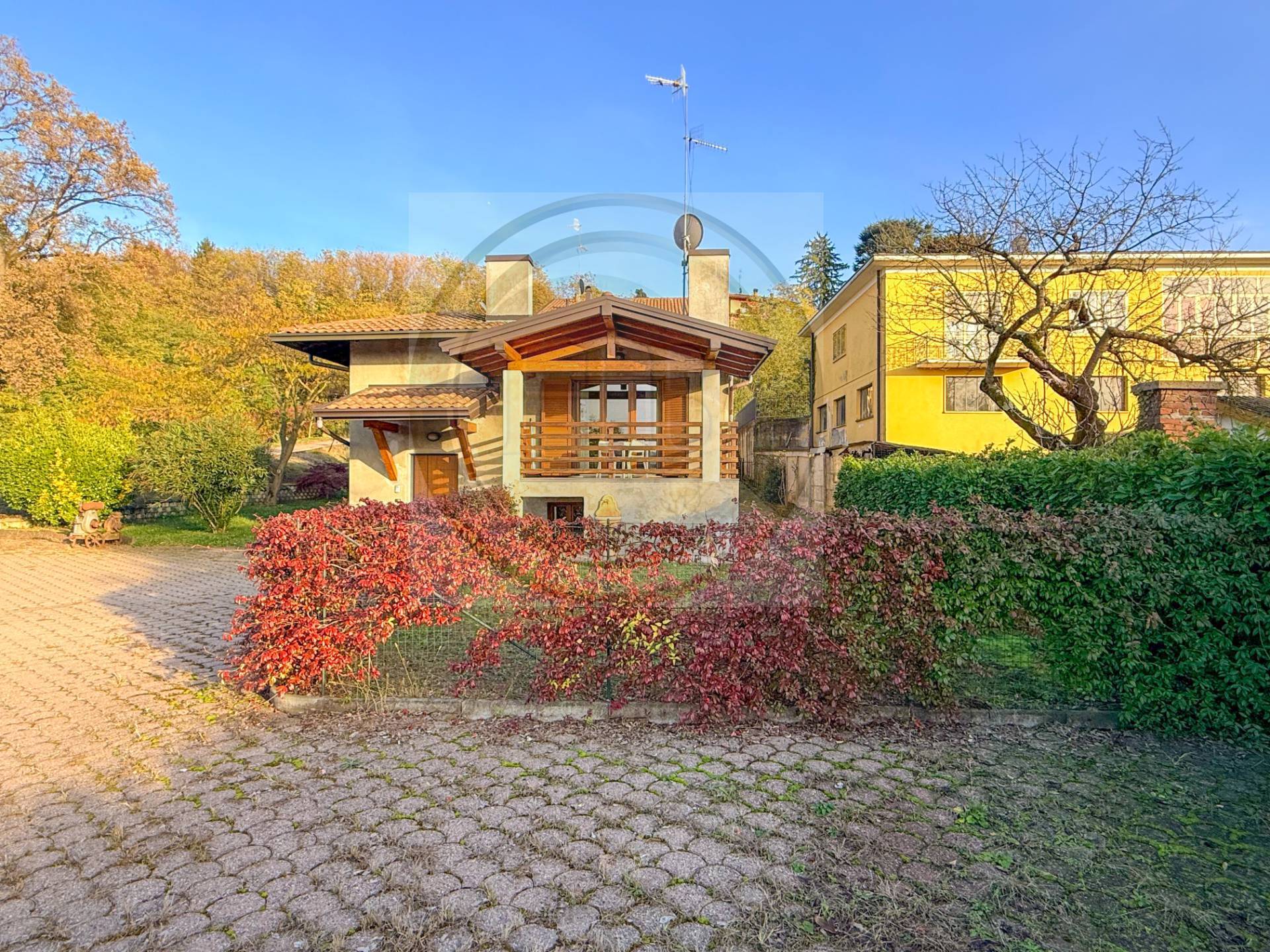 Villa in vendita a Oggiona con Santo Stefano, Santo Stefano