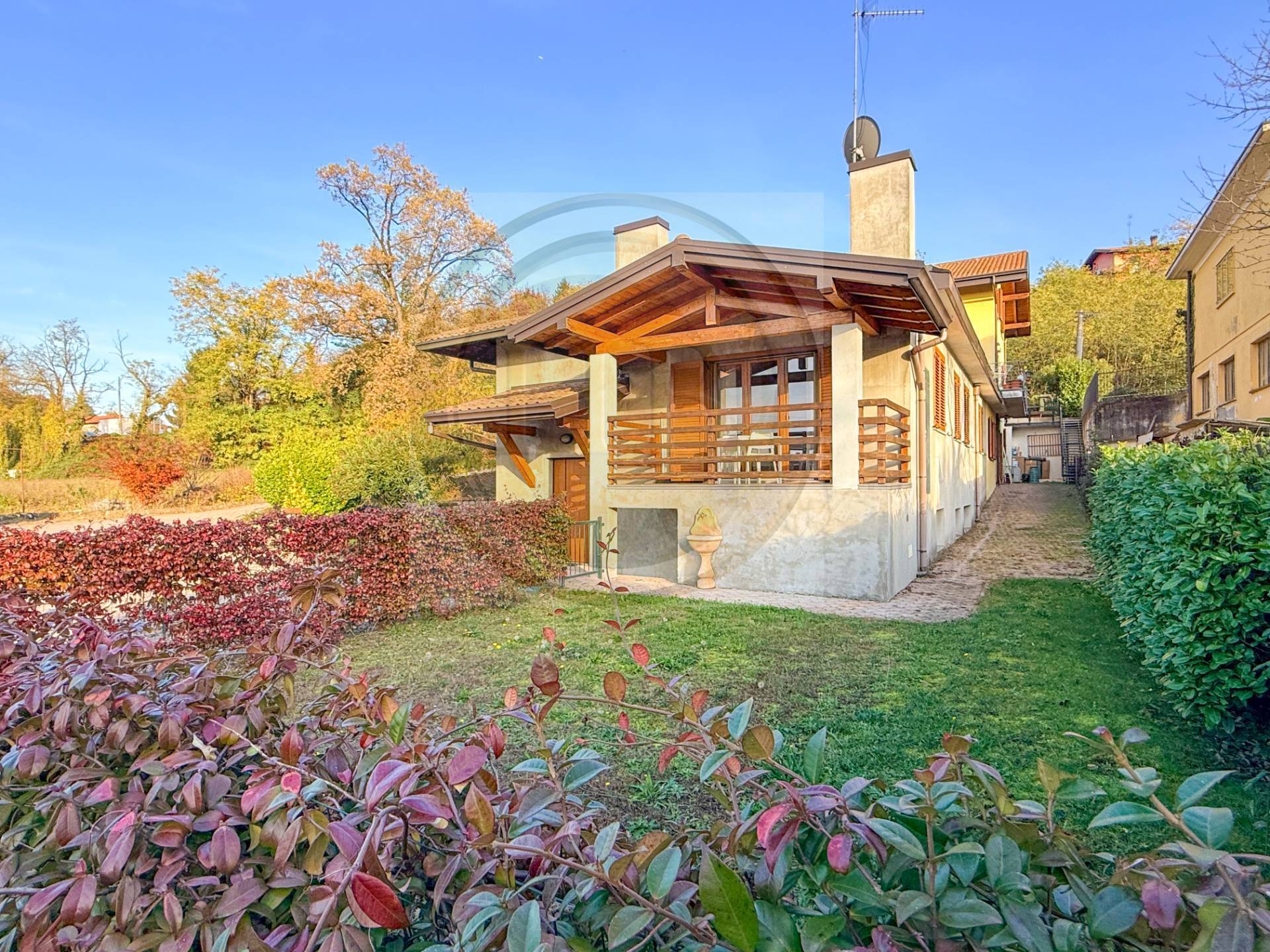 Villa in vendita a Oggiona con Santo Stefano, Santo Stefano