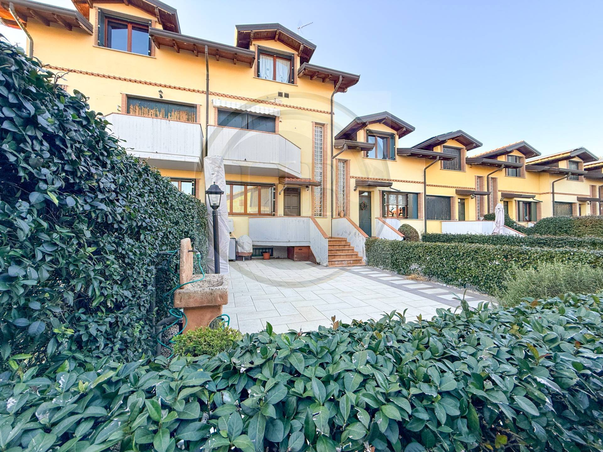 Villette a schiera in vendita a Cavaria con Premezzo, Cavaria