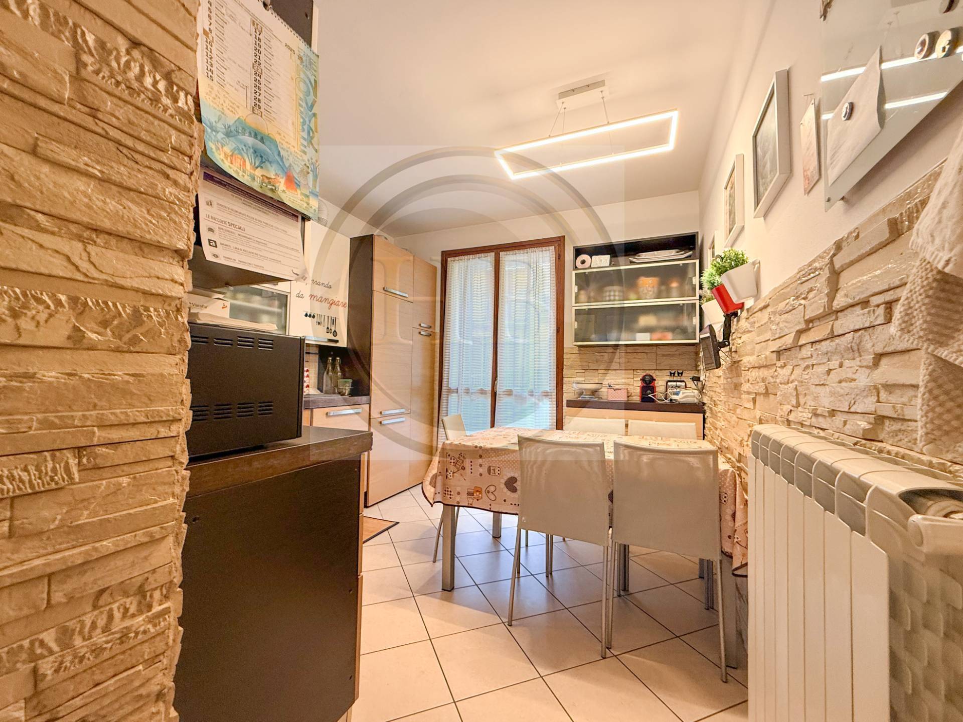 Villette a schiera in vendita a Cavaria con Premezzo, Cavaria