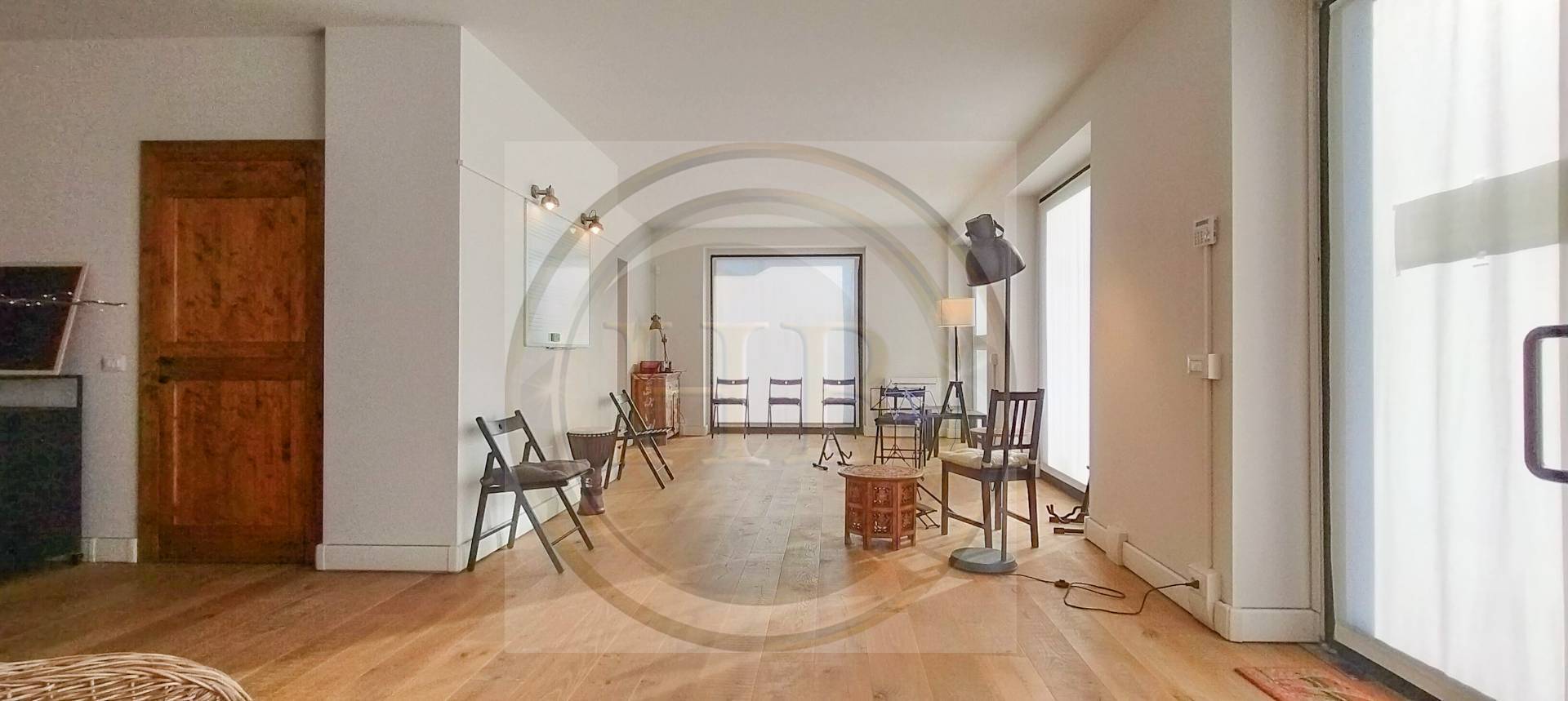 Locale commerciale in vendita a Cavaria con Premezzo, Cavaria