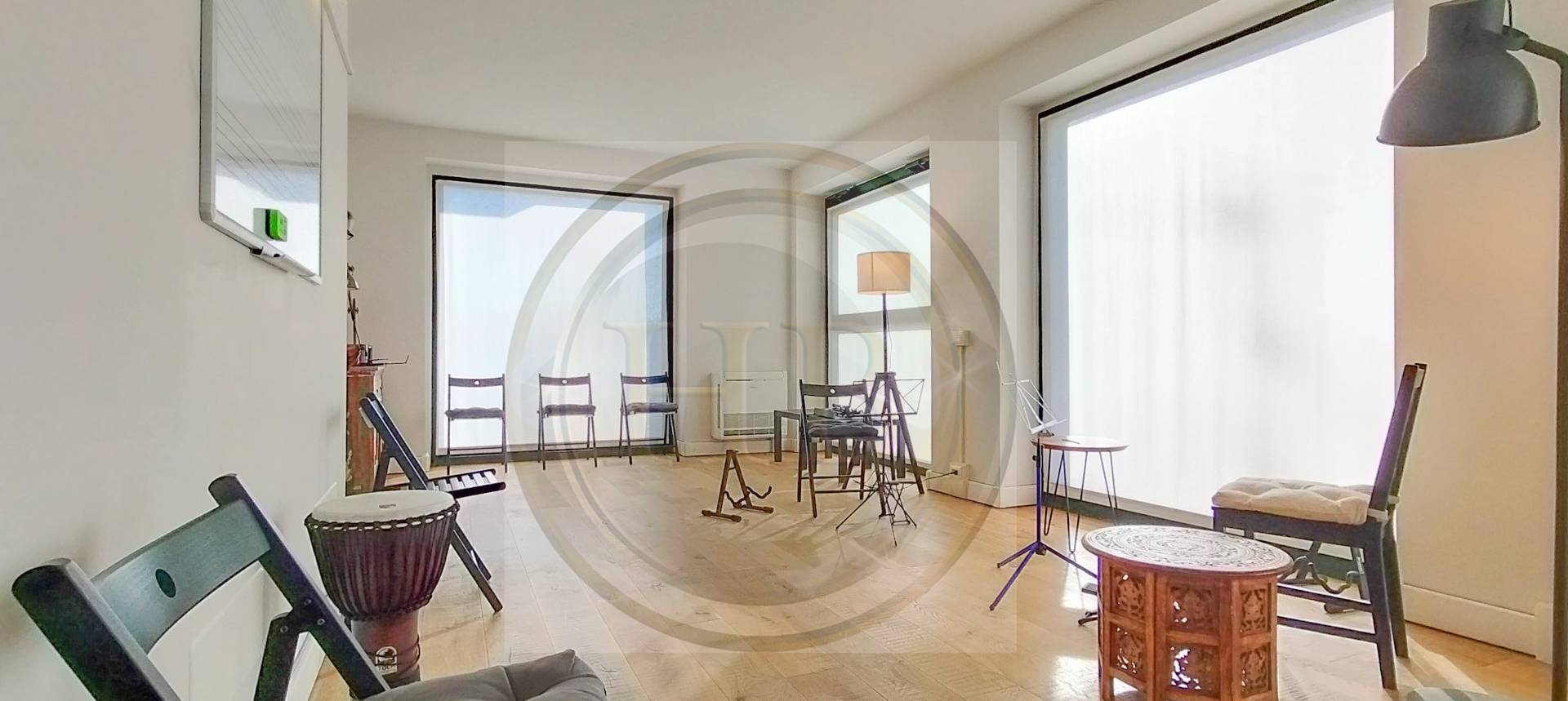 Locale commerciale in vendita a Cavaria con Premezzo, Cavaria