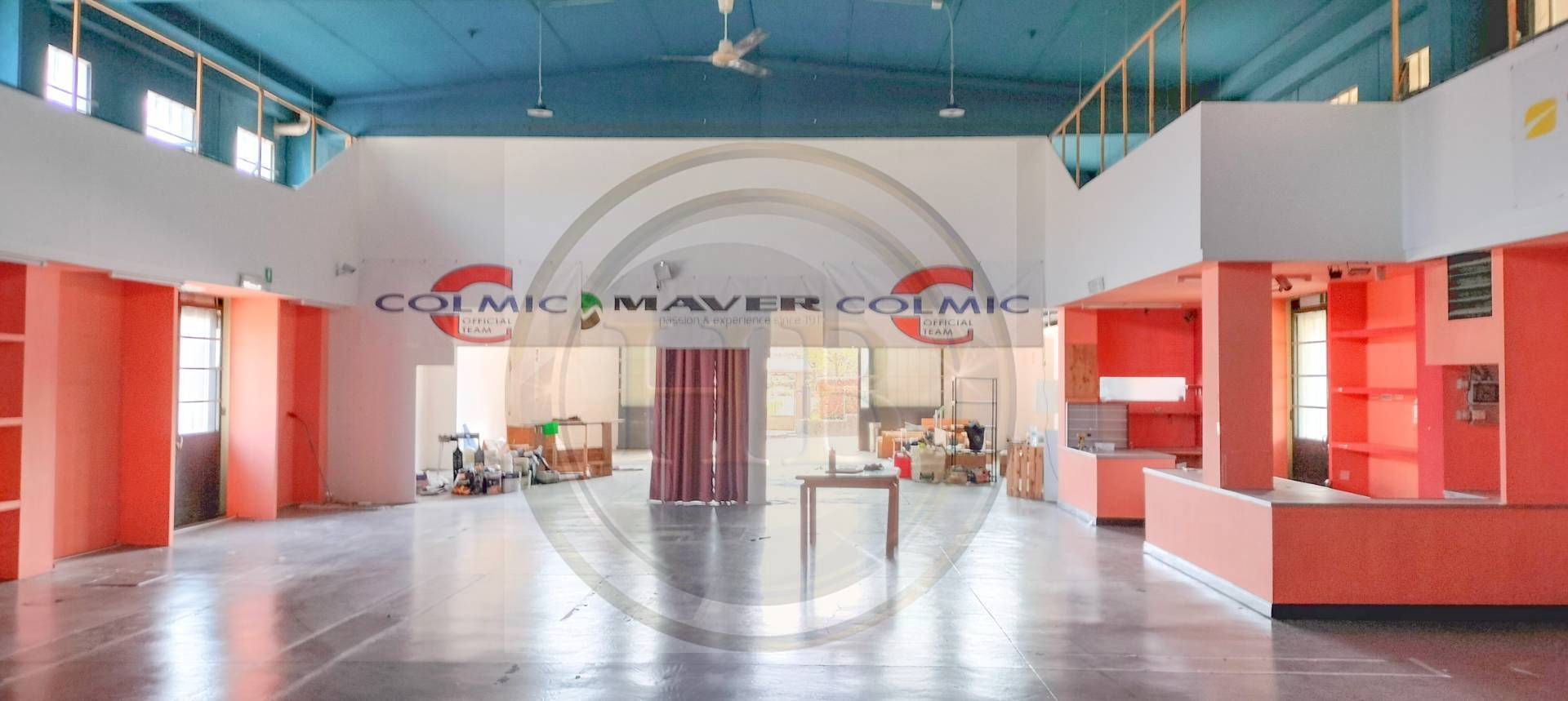 Locale commerciale in affitto a Jerago con Orago