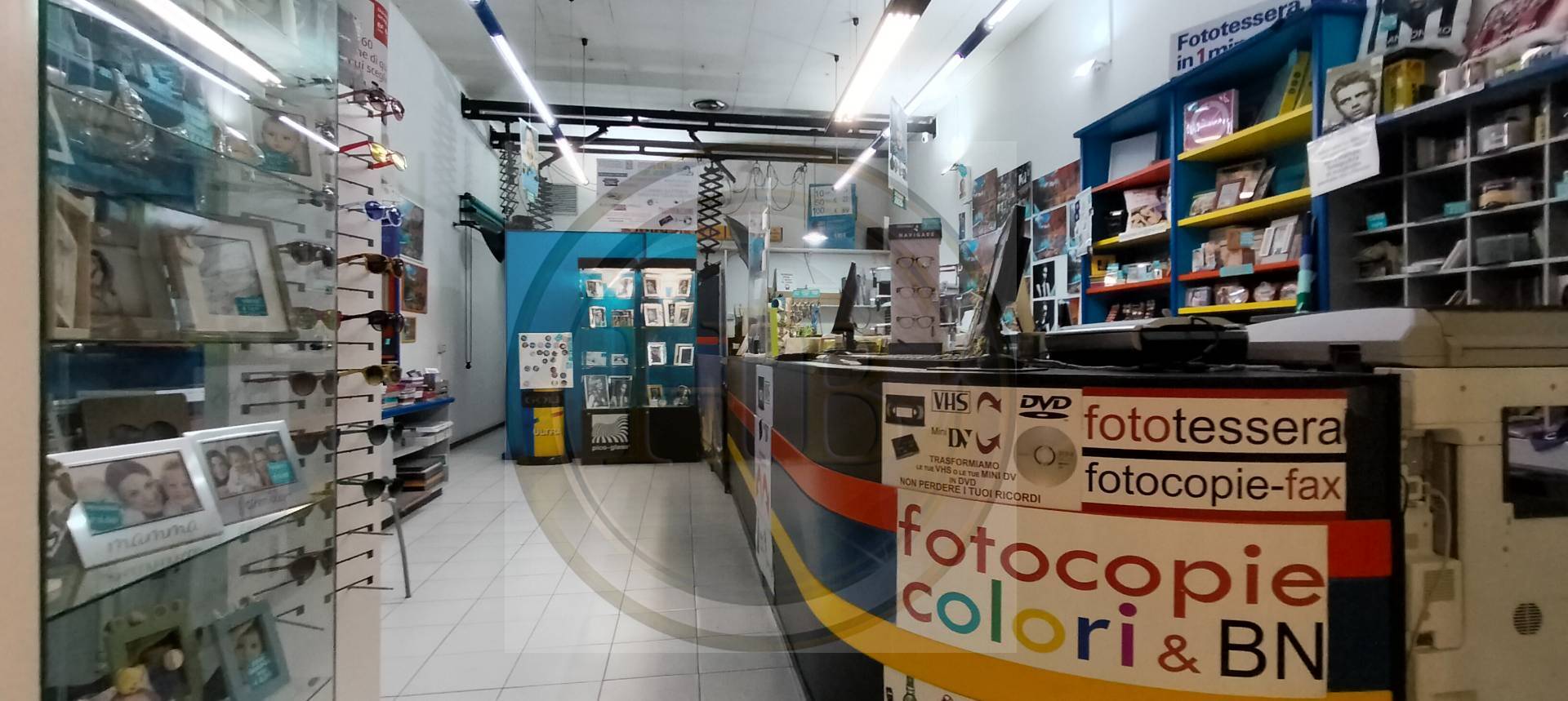 Locale commerciale in vendita a Gallarate