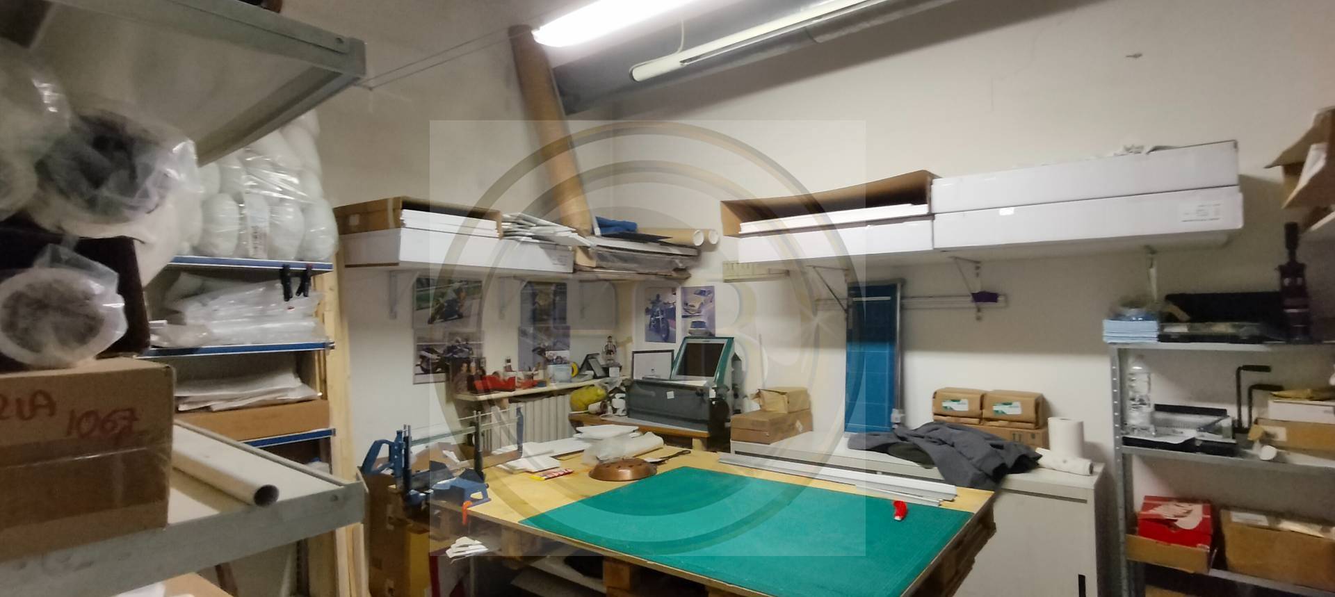 Locale commerciale in vendita a Gallarate