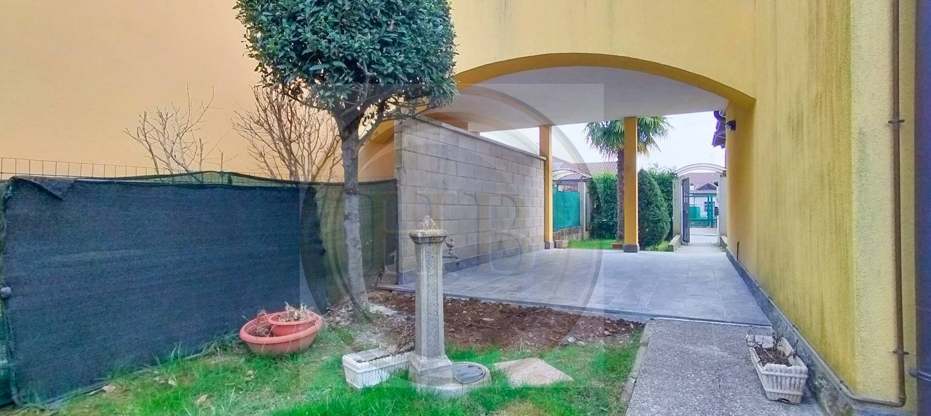 Villette a schiera in vendita a Albizzate