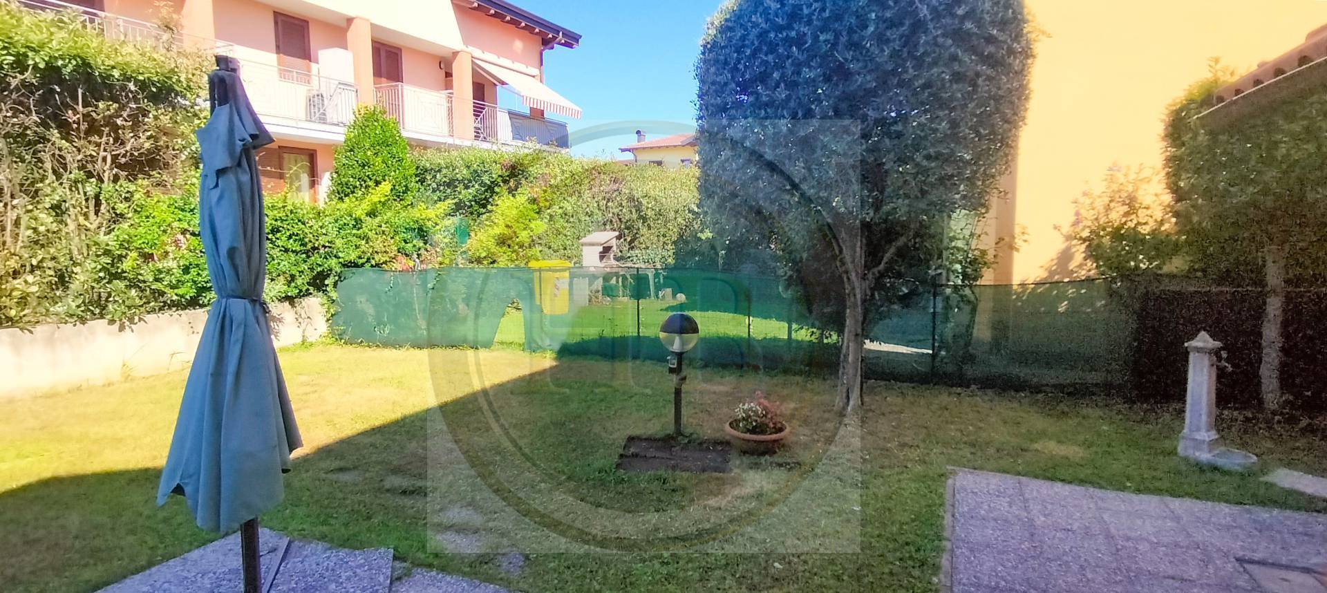 Villette a schiera in vendita a Albizzate