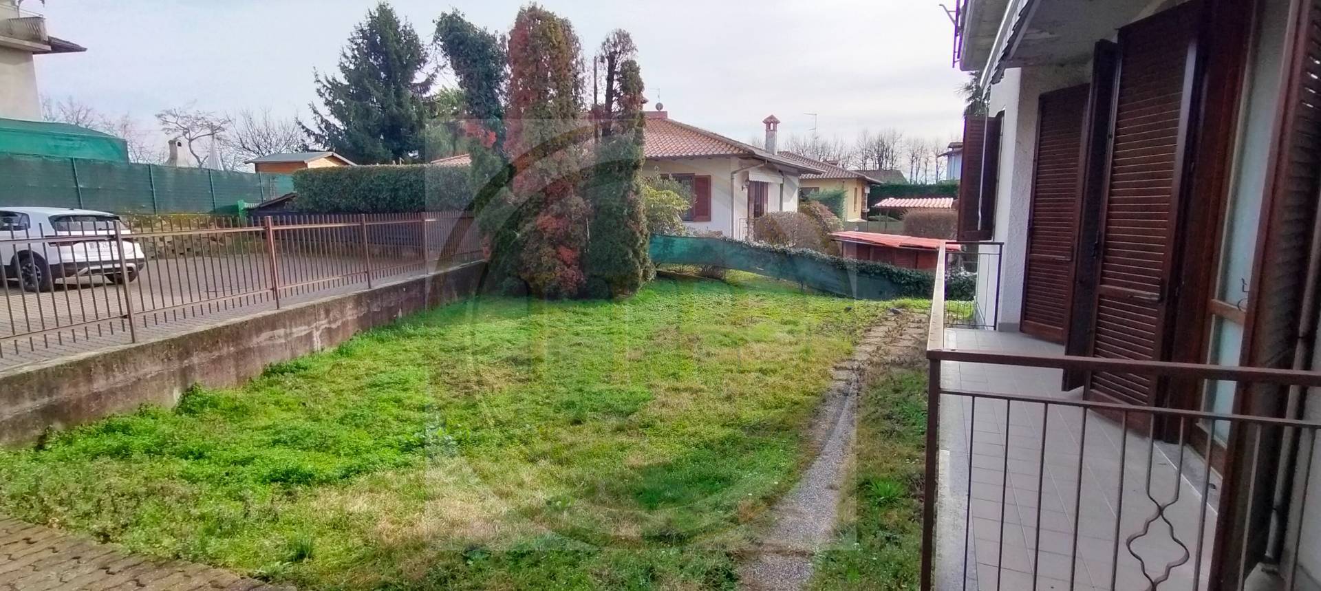 Appartamento in vendita a Gallarate, Crenna