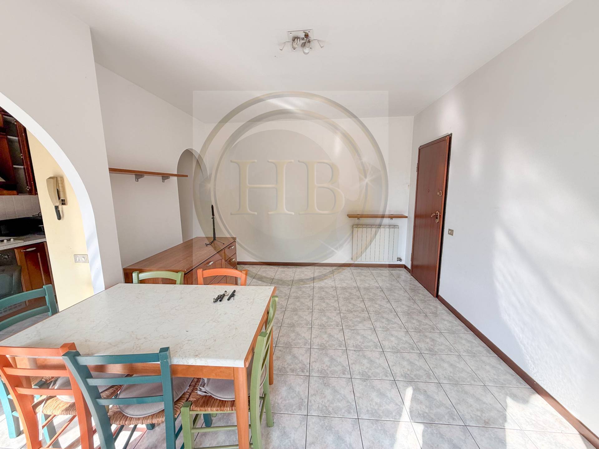 Appartamento in vendita a Gallarate, Crenna