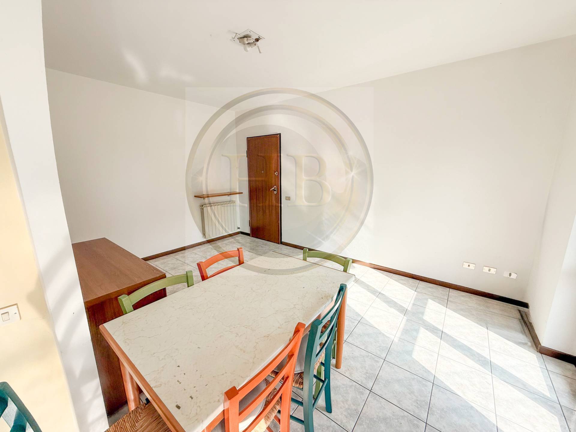 Appartamento in vendita a Gallarate, Crenna