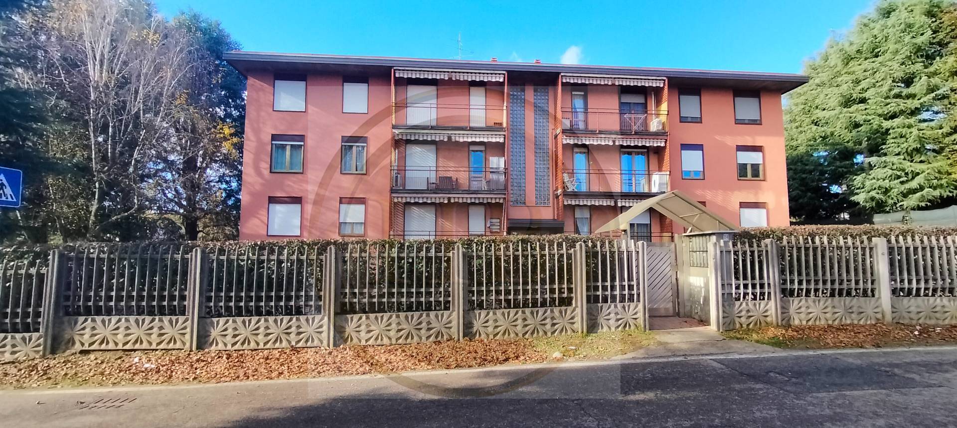 Appartamento in affitto a Jerago con Orago, Orago