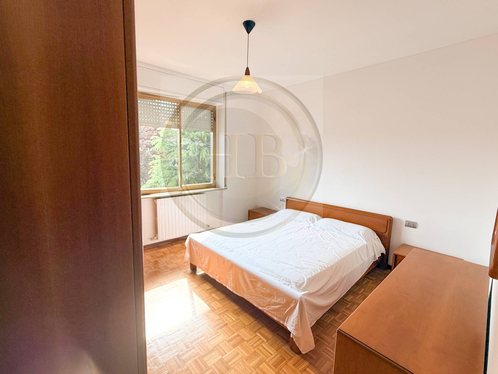 Appartamento in affitto a Jerago con Orago, Orago