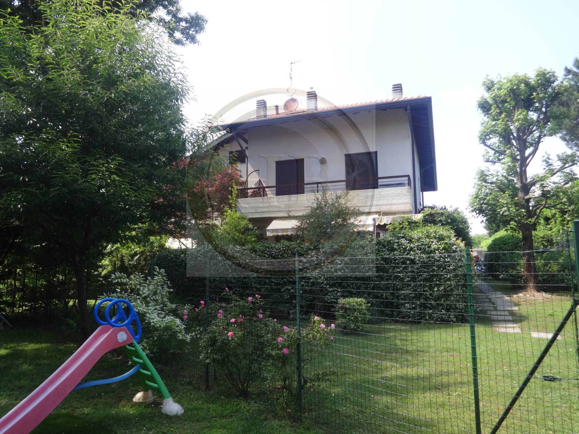 Appartamento in affitto a Albizzate