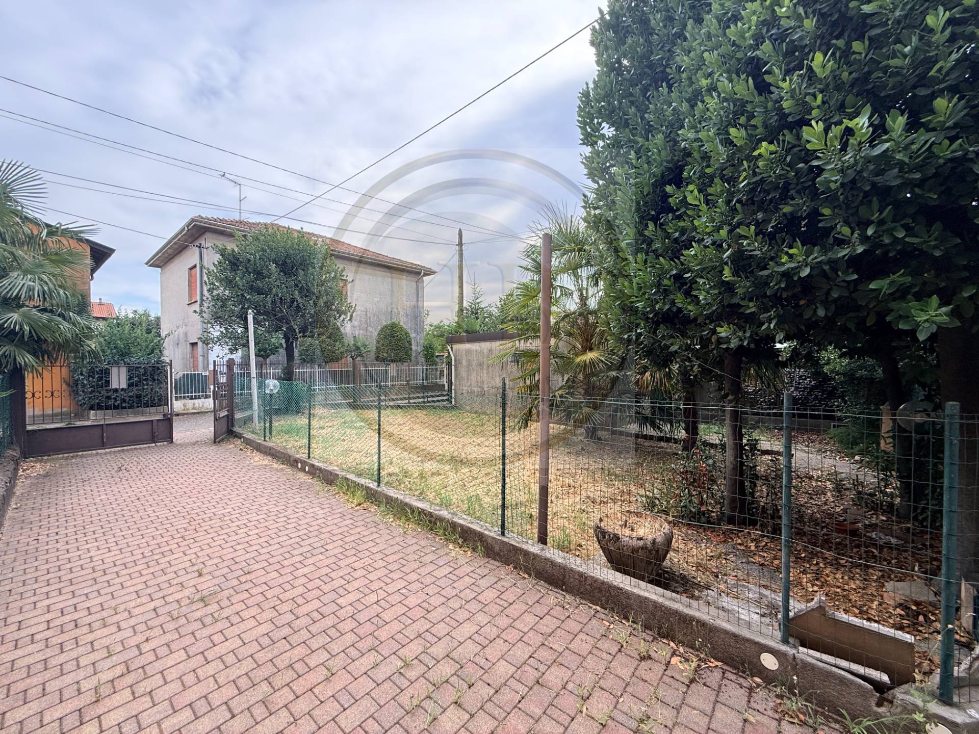 Villetta Bifamigliare in vendita a Cavaria con Premezzo