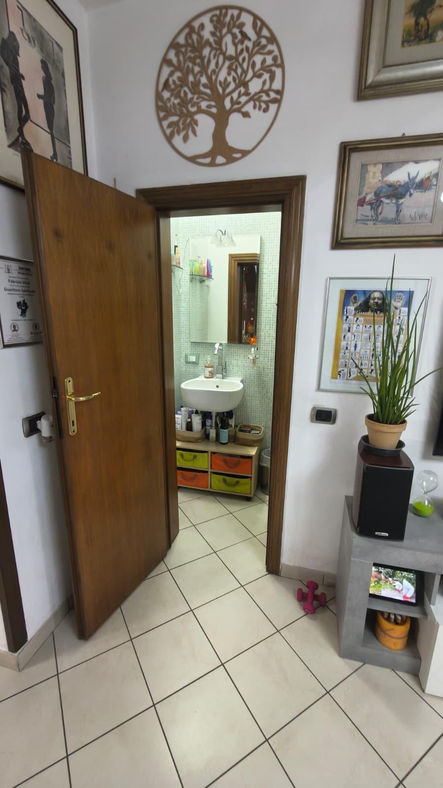 Casa indipendente con giardino, Cascina montione