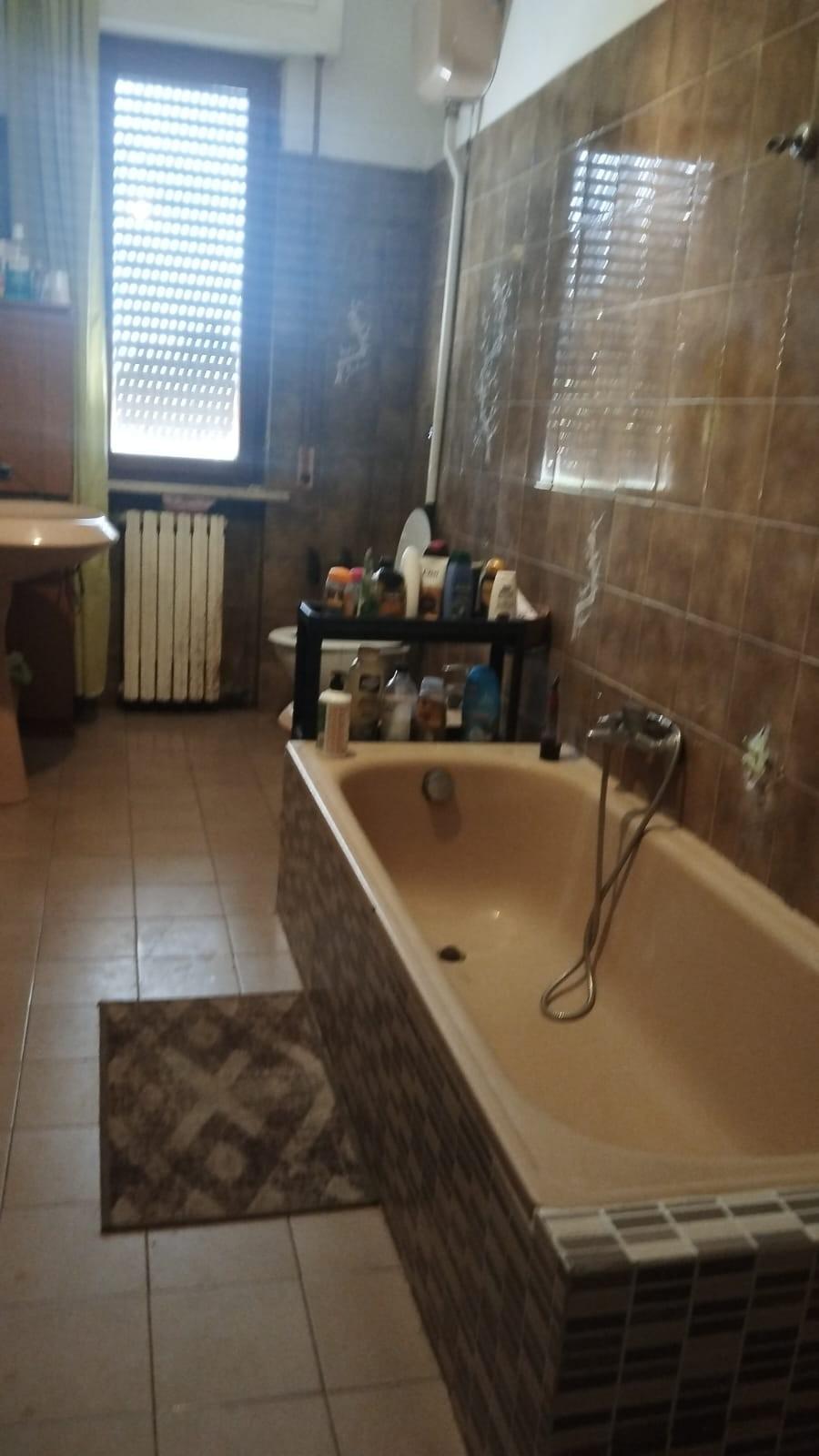 Villa con giardino a Cascina