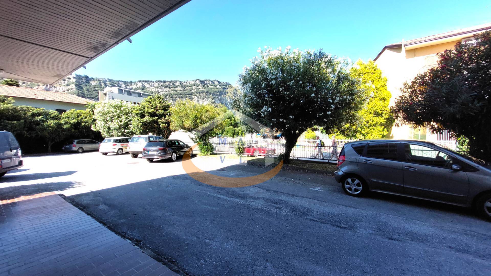 Locale commerciale in affitto a Nago-Torbole, Torbole